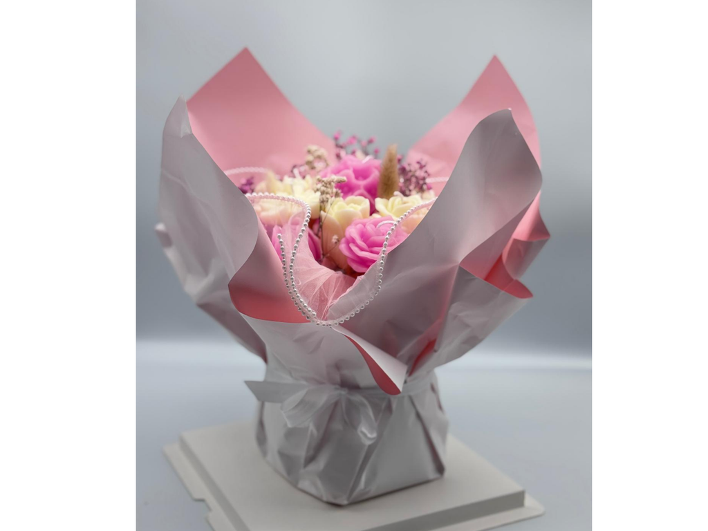 Pink Blossom Luxury Bouquet – Handmade Premium Candle